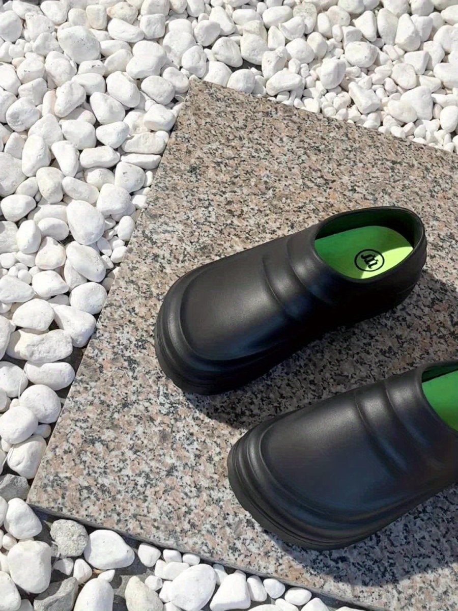 Water-Resistant Slip-On Clogs with Cushioned Sole-Field & Wild