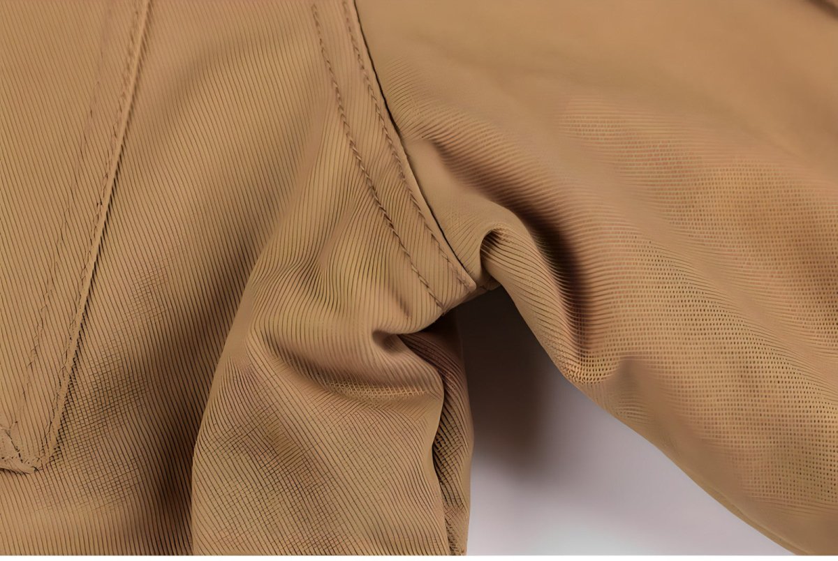Multi-Pocket Insulated Outdoor Jacket – Fleece-Lined Hood-Field & Wild