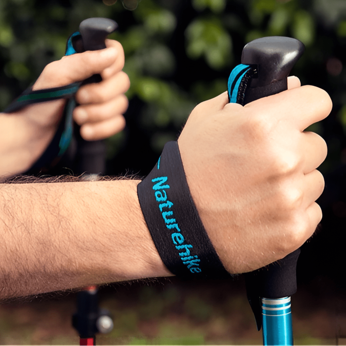 Adjustable Folding Trekking Poles with Lightweight Aluminium Design-Field & Wild