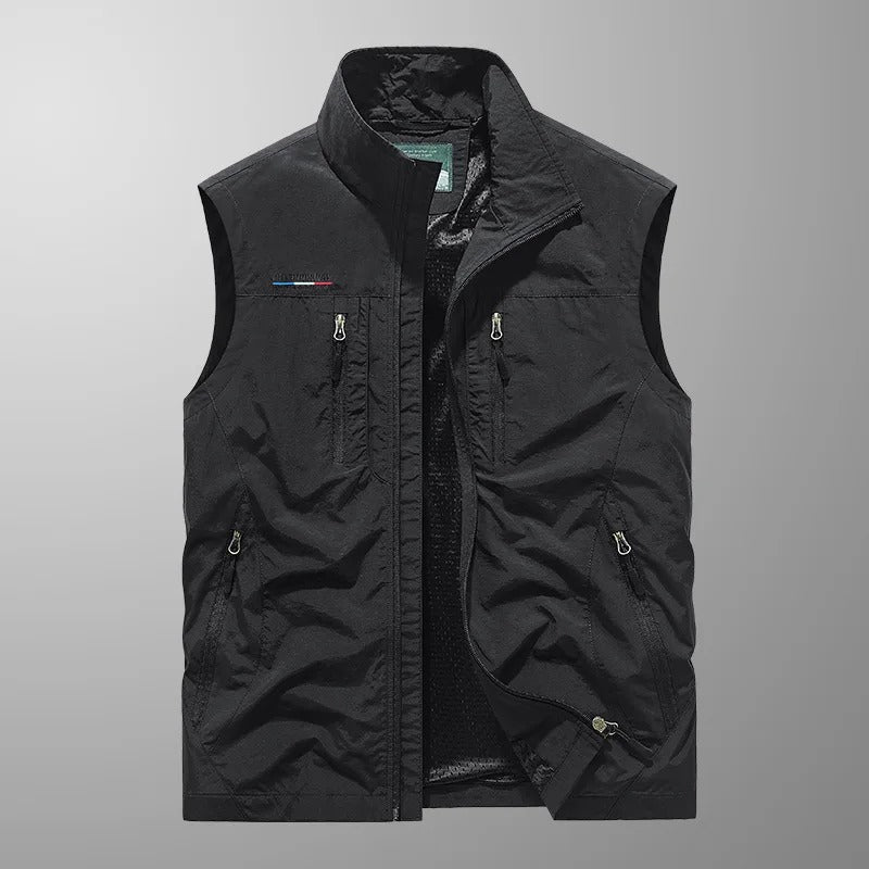 Water-Resistant Sleeveless Cargo Vest with Mesh Lining-Field & Wild