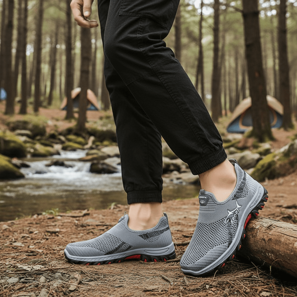 Men’s Lightweight Slip-On Walking Shoes with Breathable Mesh-Field & Wild