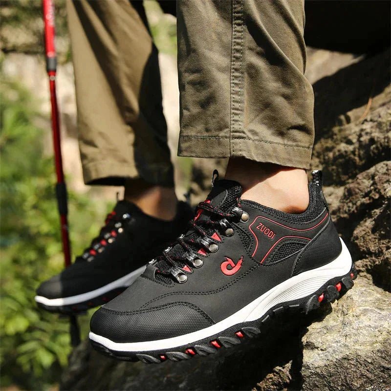 Men’s Lightweight Walking Shoes with Cushioned EVA Sole-Field & Wild