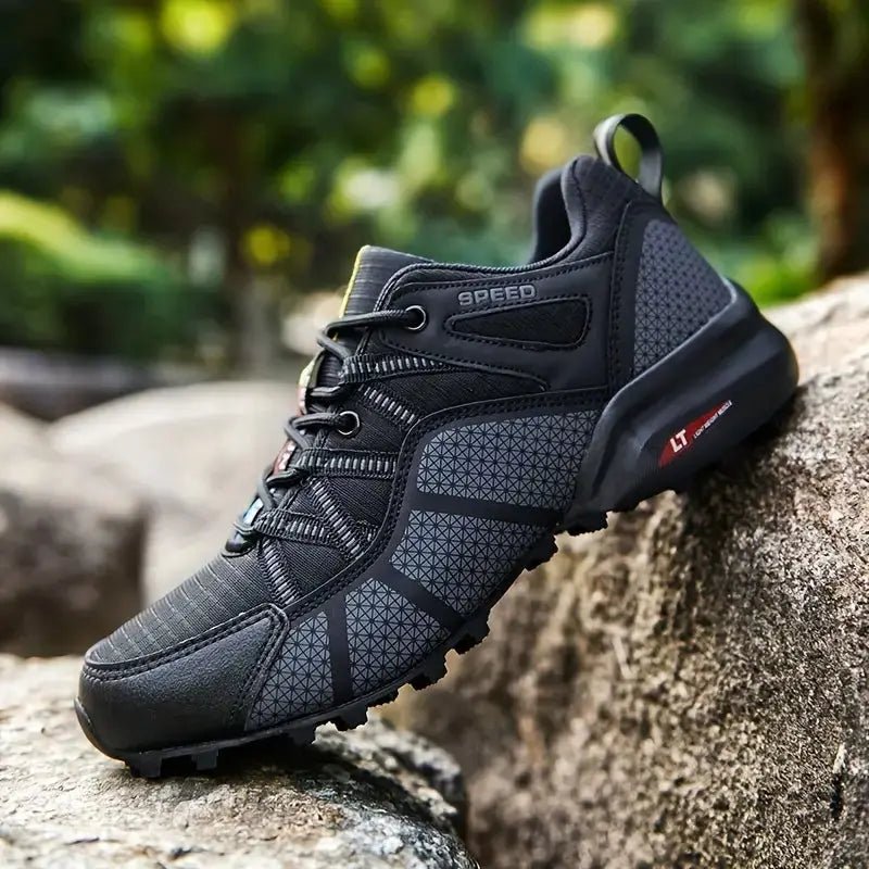 Breathable Men’s Hiking Shoes with Reinforced Sole-Field & Wild