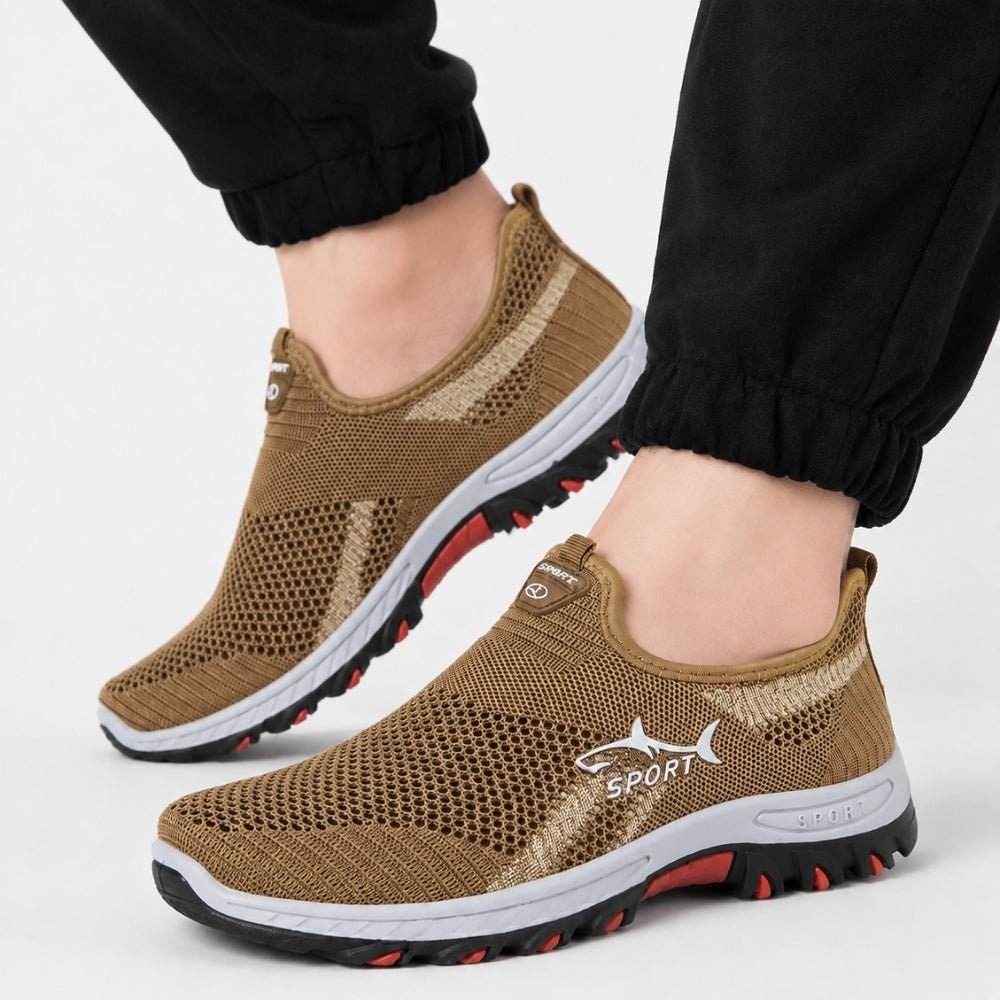 Men’s Lightweight Slip-On Walking Shoes with Breathable Mesh-Field & Wild