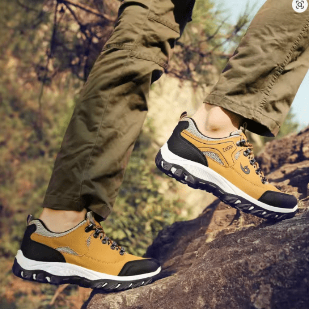 Men’s Lightweight Walking Shoes with Cushioned EVA Sole-Field & Wild