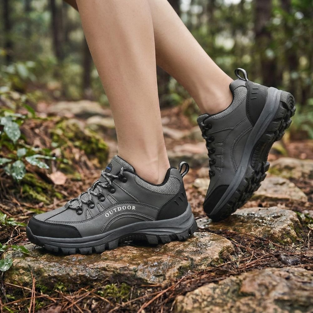 Durable Men’s Hiking Shoes – Water-Resistant Outdoor Trail Footwear-Field & Wild