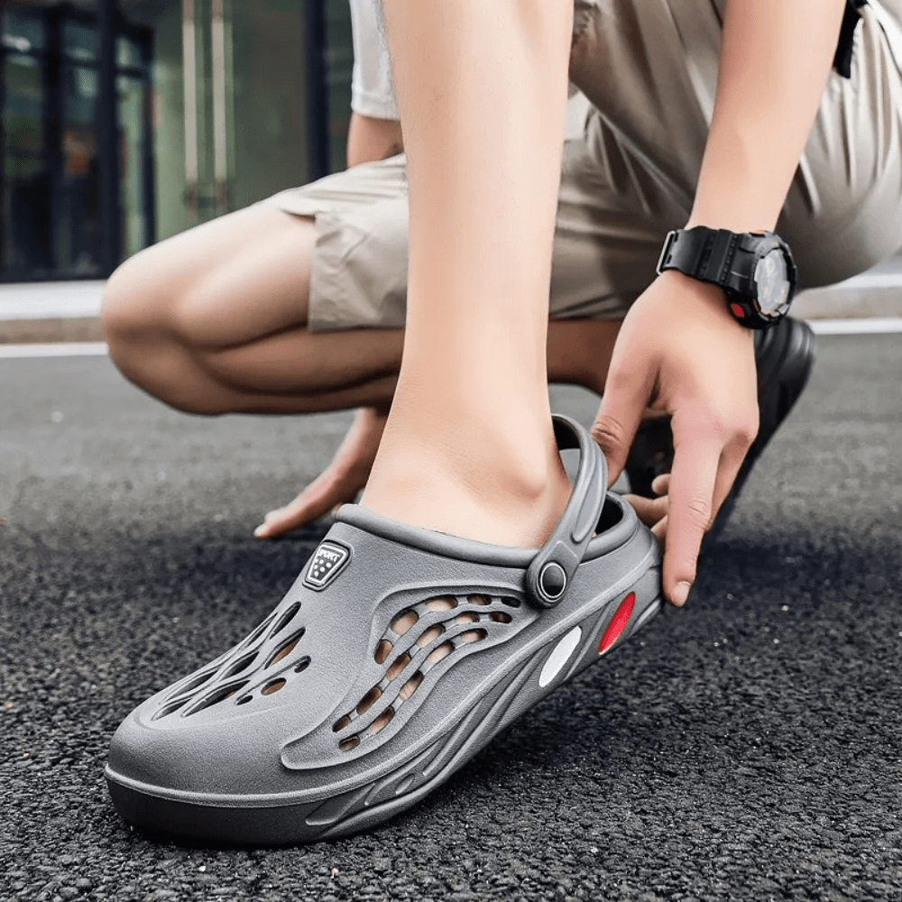 Lightweight Water-Resistant Outdoor Sandals with Durable Sole-Field & Wild