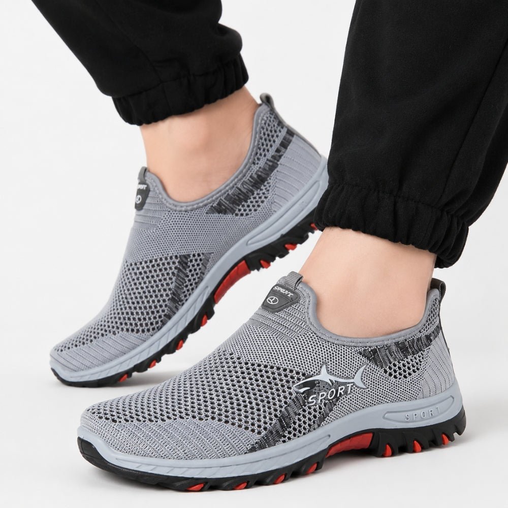 Men’s Lightweight Slip-On Walking Shoes with Breathable Mesh-Field & Wild