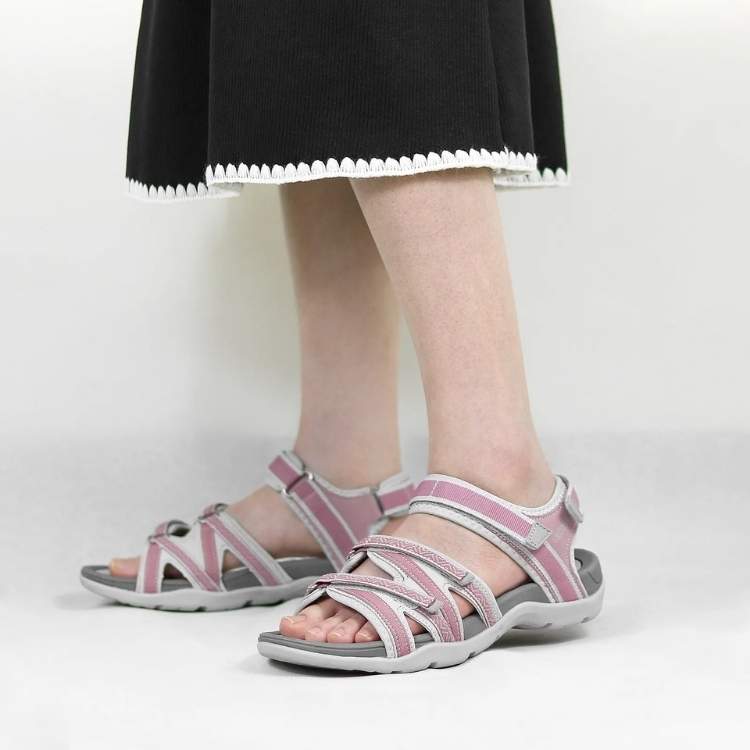Lightweight Walking Sandals - Adjustable and Breathable for Women-Field & Wild