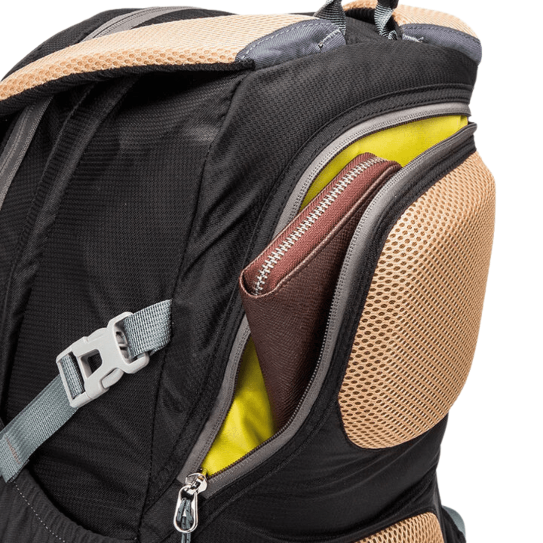 Lightweight 30L Hiking Backpack with Water-Resistant Design-Field & Wild