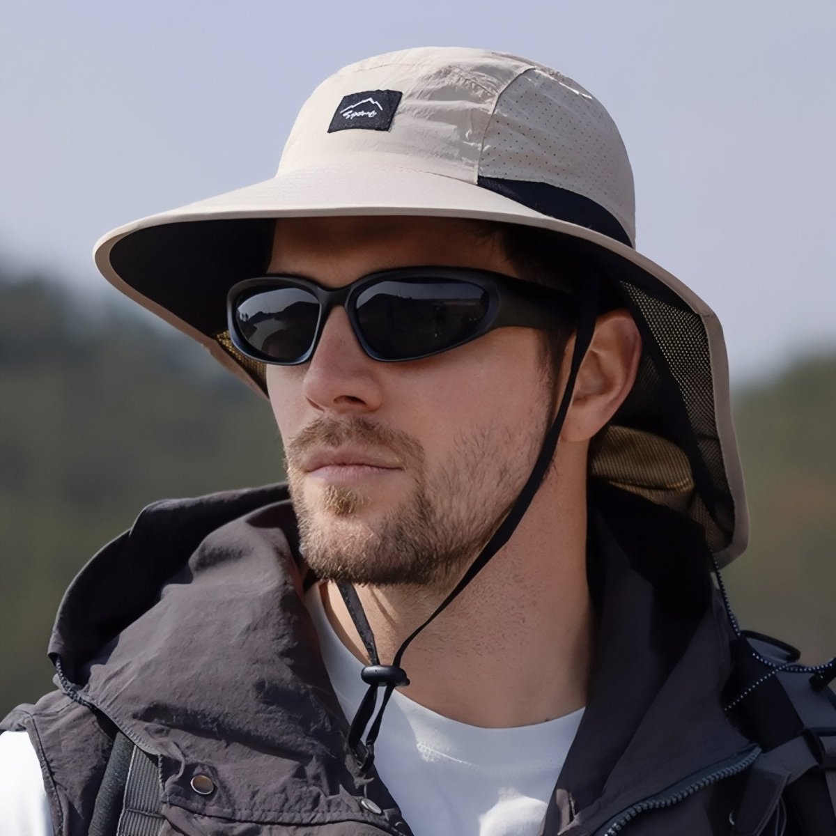 Lightweight Hiking Hat with Neck Shield & Breathable Design-Field & Wild