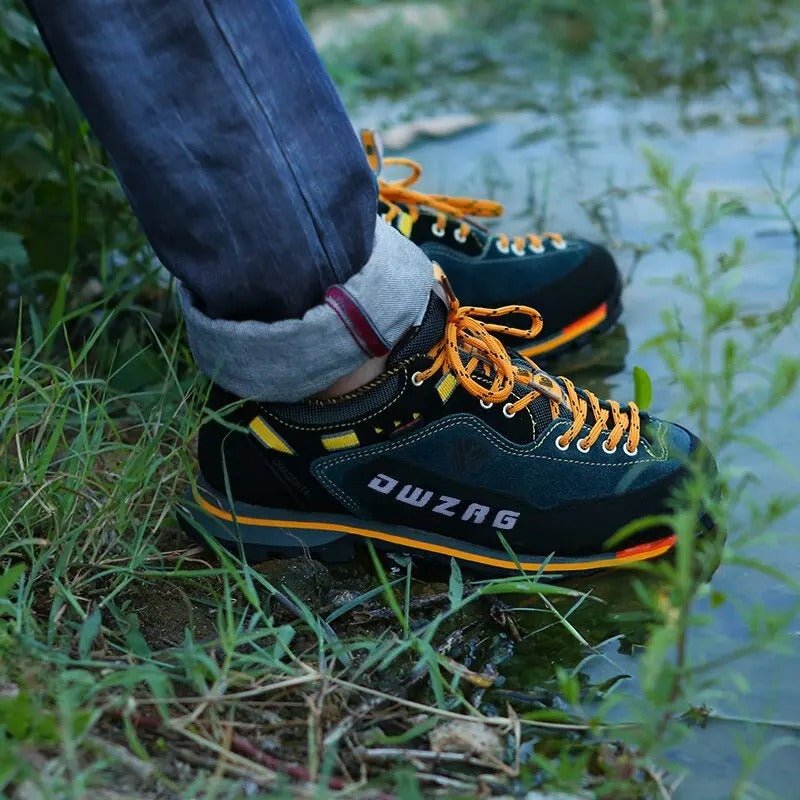 Men’s Low Hiking Shoes with Water-Resistant Upper & Grip Sole-Field & Wild